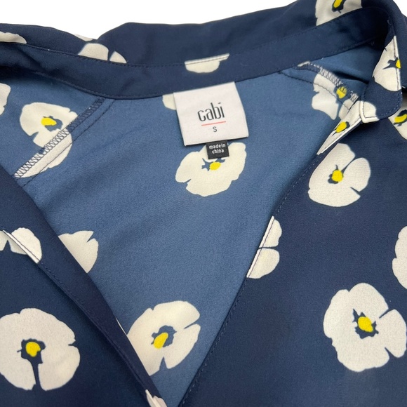 CAbi #5705 Navy Floral Button UP Blouse Size S - Picture 7 of 11